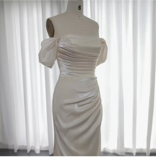 فستان سهرة ناعم بيج وصيفة العروس من سمارا بوتيك-S2...