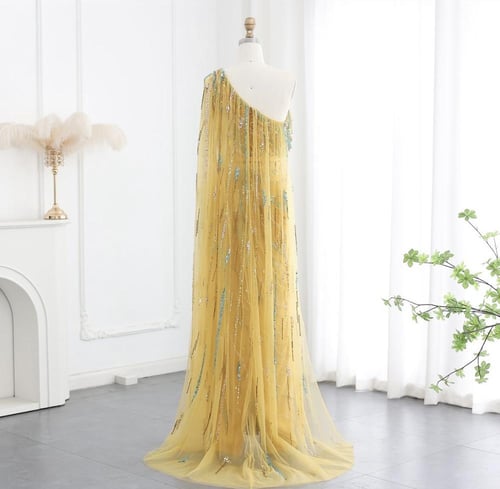 فستان سهرة باللون الأصفر الرائع وتطريز يدوي من سما...