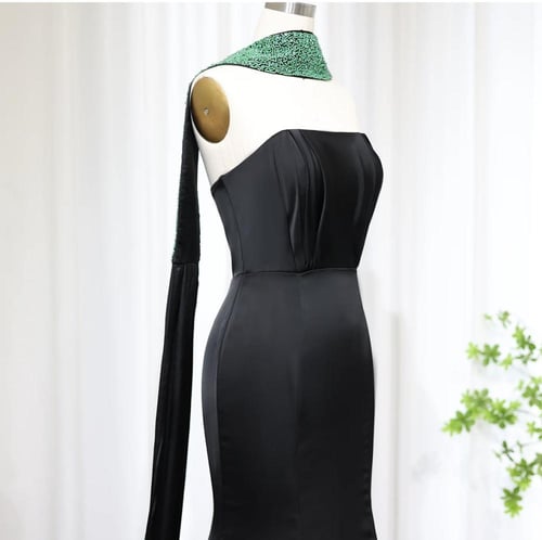 فستان سهرة فاخر مع شال بتطريز يدوي من سمارا بوتيك-...