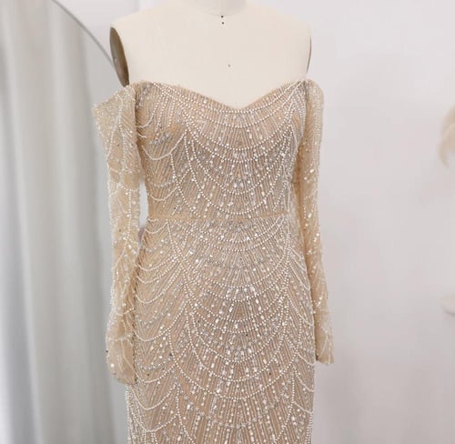 فستان سهرة فاخر تطريز يدوي مع أكمام طويلة من سمارا...