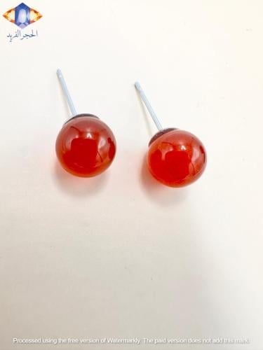 حلق من حجر العقيق الأحمر الكريم الطبيعي الكريم .