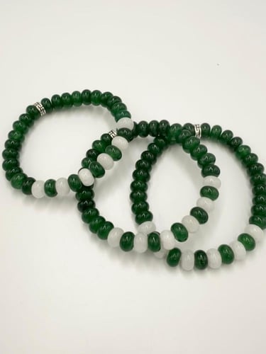 سوار حجر اليشب القرصي الطبيعي .