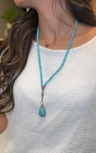 عقد و سبحة حجر الفيروز الطبيعي الكريم مع توله حجر...