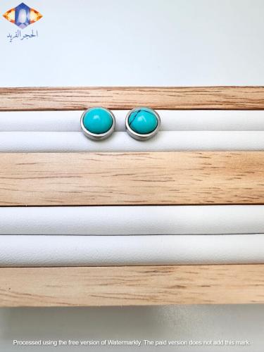 حلق من حجر الفيروز الكريم الطبيعي .