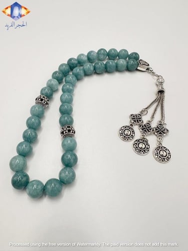 سبحة حجر الأكوامارين الطبيعي الكريم .