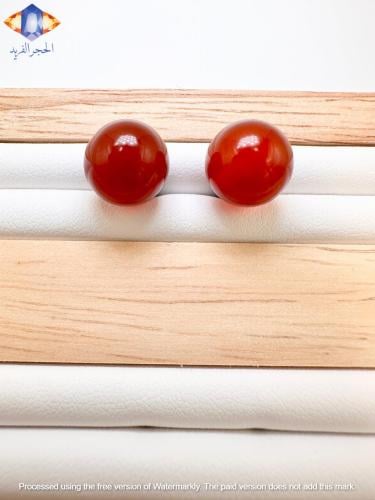 حلق من حجر العقيق الأحمر الكريم الطبيعي الكريم .