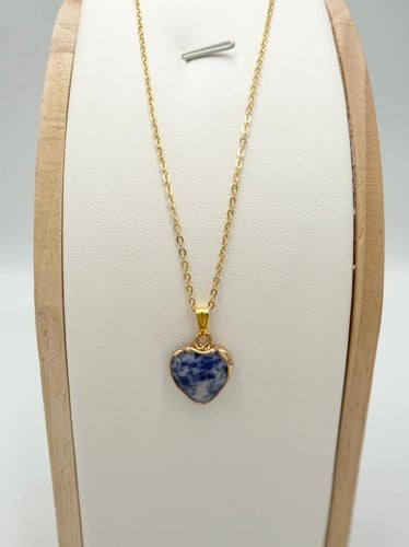 تعليقه قلب السودلايت الكريم مع سلسال ذهبي .