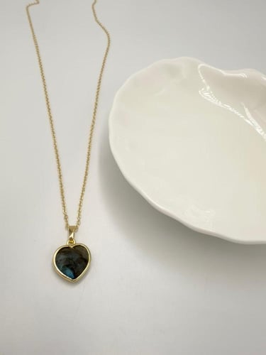 تعليقه حجر الطاووس (لابرادوريت) الكريم مع سلسال ذه...