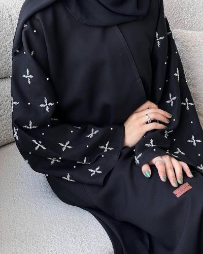 عبايا صيفيه عمليه