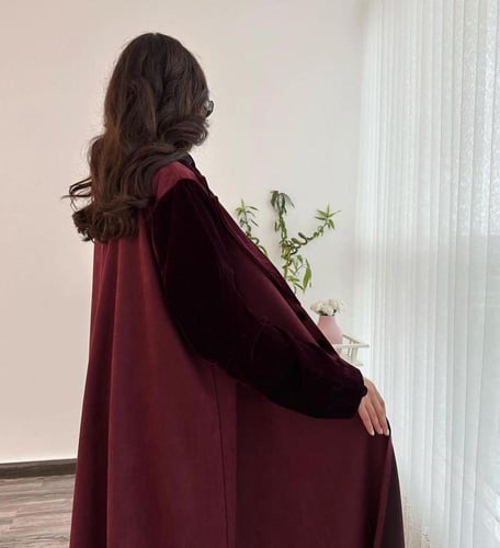 عبايه شتويه ملون