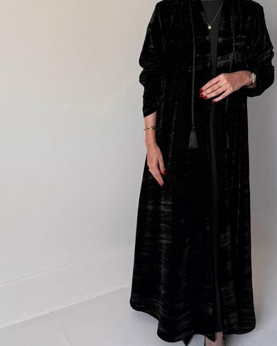 عبايات مخمل شتوي