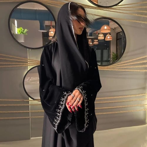 عبايا عمليه صيفيه