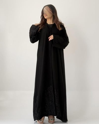 عباية تطريز راقيه