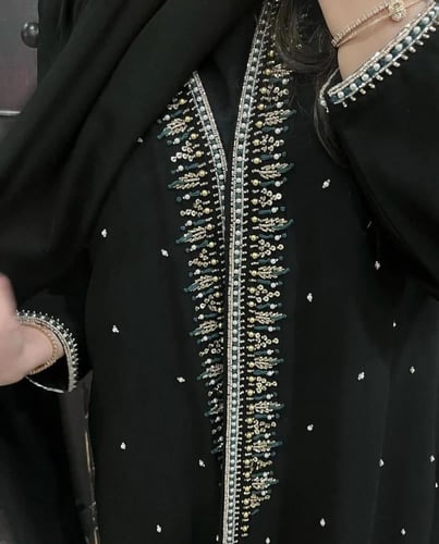 عبايا عمليه