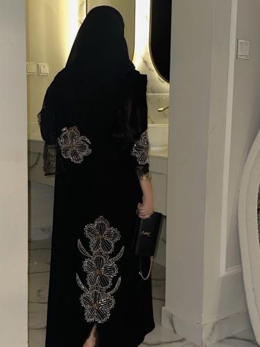 عباية عهد