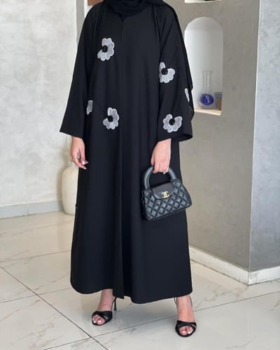 عباية الورد