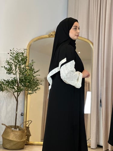 عباية من الخام الكريب الملكي