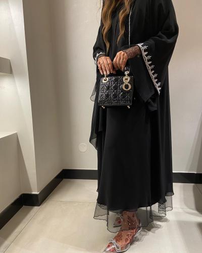 عباية الاكثر طلباً