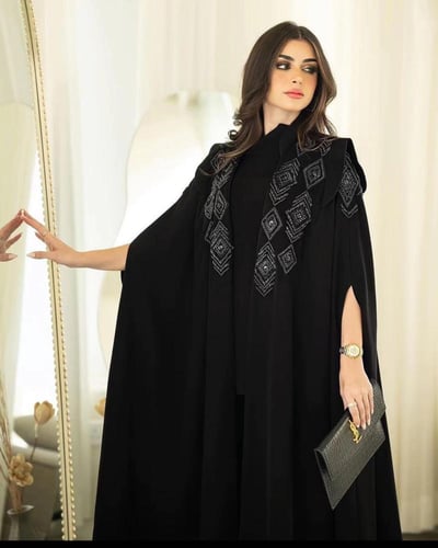 العبايه الأكثر طلباً 55