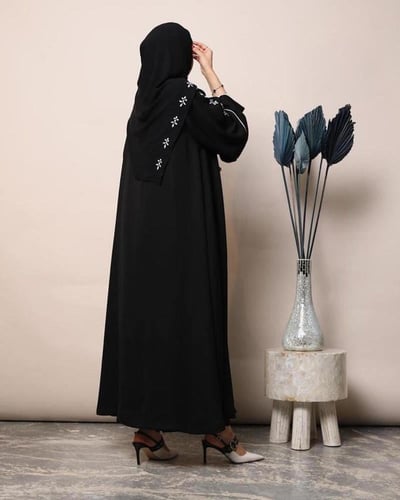 عبايا عمليه صيفيه