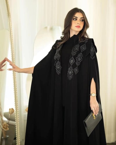 العبايه الأكثر طلباً 55