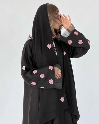 عبايا عمليه صيفيه