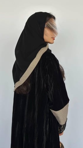 عباية شتويه مخمل