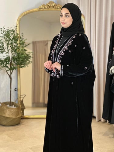 عباية شتويه مخمل