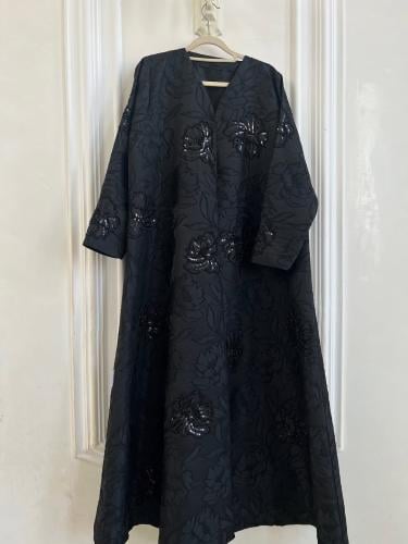 عبايات قماش جاكار