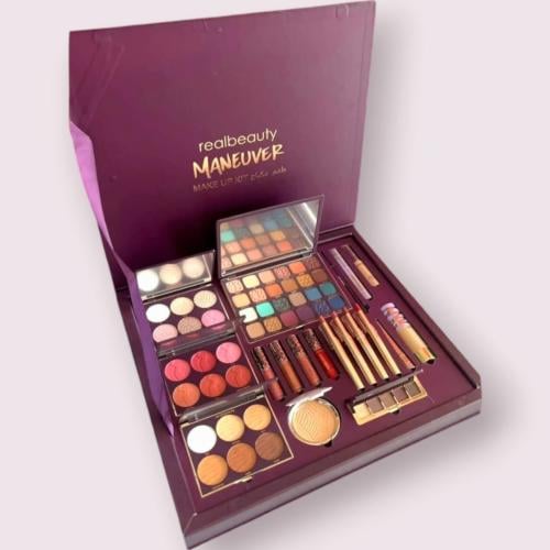 طقم مكياج فاخر ومتكامل من ريل بيوتي