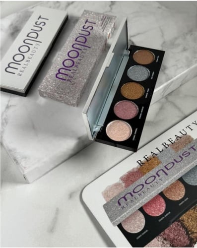 ضلال عيون من 5 الوان من ريل بيوتي