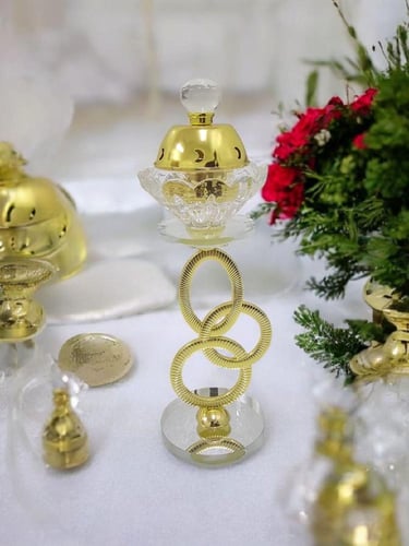 مبخرة كريستال تصميم حلقات مزخرفة غطاء ذهبي