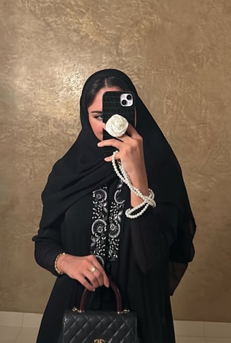 عباية اكمام سترتش