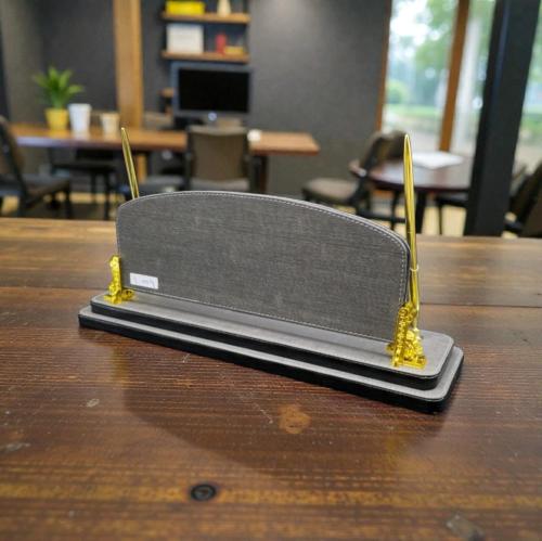 لوحة اسم مكتب1