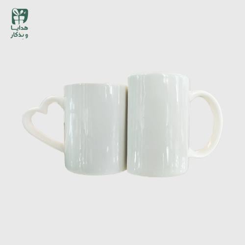 كوب قلبين مع الطباعة