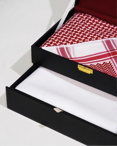 Summer gift package (a piece of cloth and a shemagh of your choice)