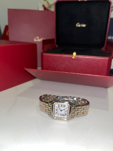 ساعة بانثر الميديم الماس