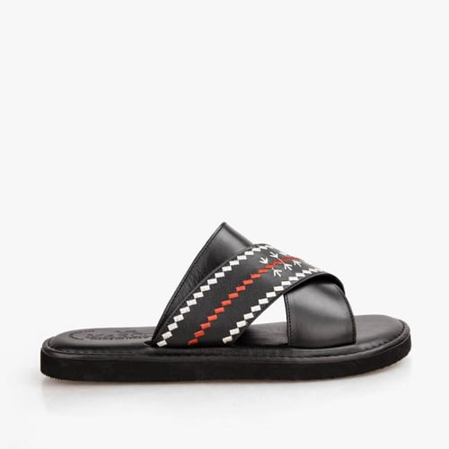 صنادل رجالية طبية أسود بدون إصبع بتطريز