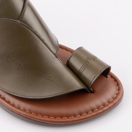 حذاء شرقي إيطالي زيتي فاخر