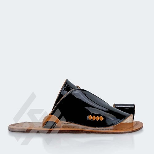 حذاء شرقي وطني جلد طبيعي اسود