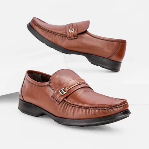 حذاء رسمي اسباني من براند (ماركو) بلون القهوة البن...