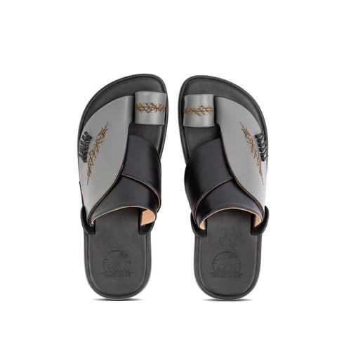 حذاء شرقي طبي جلد أسود ورمادي مطرز