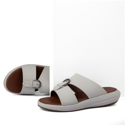 نعال خليجي جلد بيج وأرضية بنية طبية