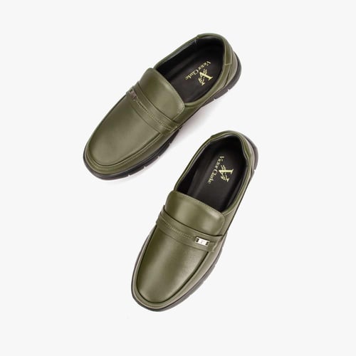 حذاء جلد زيتي رسمي بنعل طبي من فيكتور كلارك