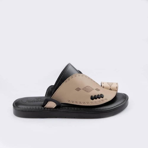 مداس إيطالي بيج وأسود