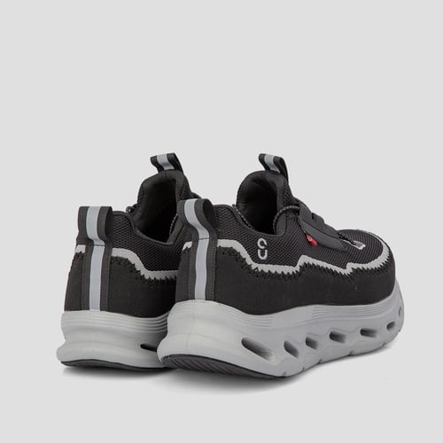 حذاء كاجوال رياضي أسود مريح من ON