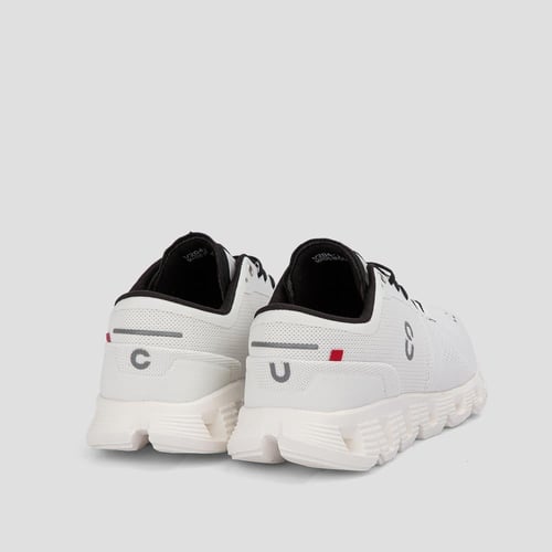 حذاء رياضي ابيض مريح ماركة ON