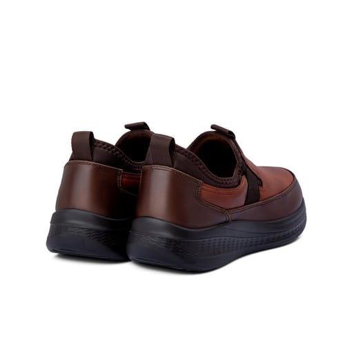 حذاء كاجوال طبي من فيكتور كلارك - جلد بني وكافي