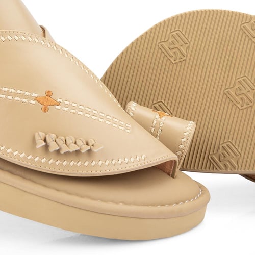 نعال سعودي جلد طبيعي بيج مطرز