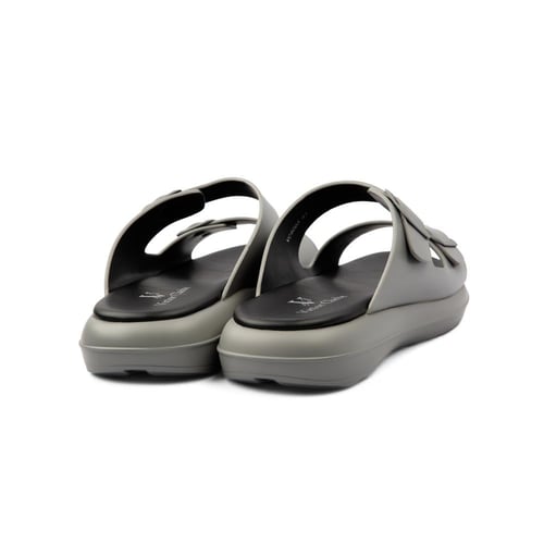 نعال خليجي جلد رمادي و أرضية سوداء طبية ماركة فيكت...